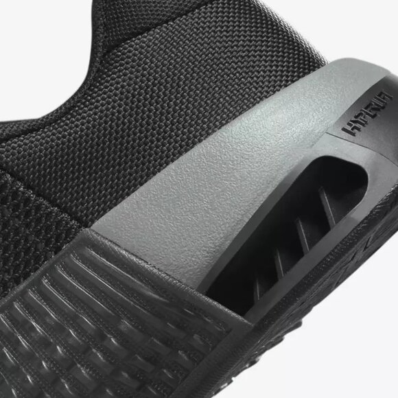 9W/7.5M - [NEW] Women's Nike Metcon 9 Workout Shoes Black DZ2537-001 - Picture 8 of 9